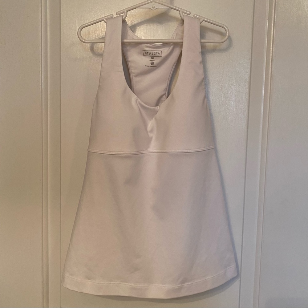 ATHLETA TANK TOP WHITE STRETCH BUILT IN BRA SIZE 32C